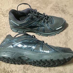 Brooks Adrenaline GTS 17 Running Shoes